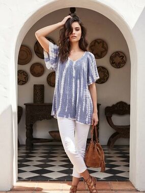 Just Cruising Embroidered Boho Tunic Top Free Size Flutter Sleeve Coastal Hippie